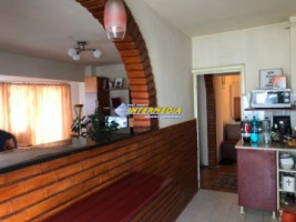 apartament-3-camere-decomandat-finisat-si-mobilat-de-vanzare-ultracentral-in-centru-1